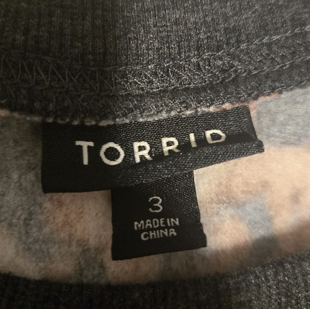 Torrid Floral Long Sleeve Crew Neck Pullover Sweater Size 3 - Picture 4 of 7